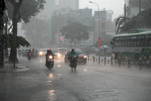 प्रदेश में अगले 15 दिन तक जारी रहेगा मानसून, कई जिलों में रेड और येलो अलर्ट