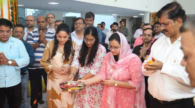 विश्वकर्मा पूजन और “एक पेड़ माँ के नाम” से पिटकुल ने पेश की मिसाल