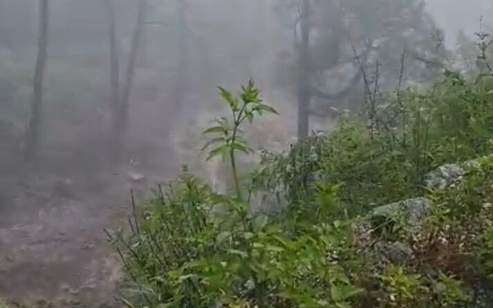 चमोली में बादल फटा, सागवाड़ा में मकान ध्वस्त, बाल-बाल बचे लोग