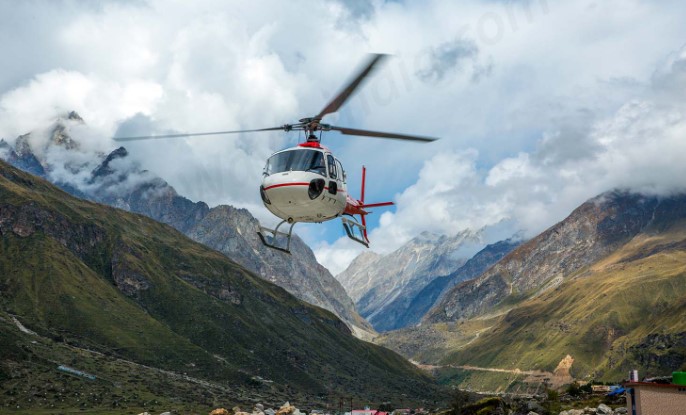 तीन माह बाद केदारनाथ धाम के लिए हेली सेवा शुरू, श्रद्धालुओं को मिलेगी बड़ी राहत