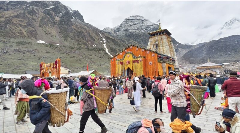 उत्तराखंड की पारंपरिक निर्माण शैली: आपदाओं में भी अडिग मंदिर और भवन