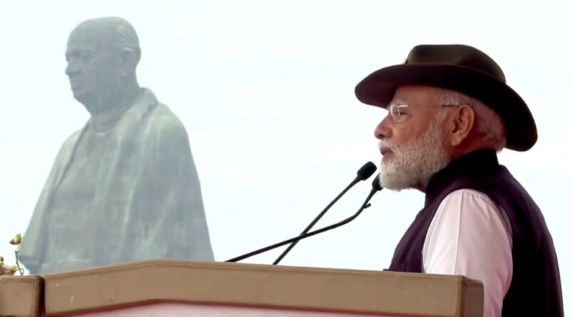 सरदार पटेल के आदर्शों पर चलना ही सच्ची श्रद्धांजलि- पीएम मोदी