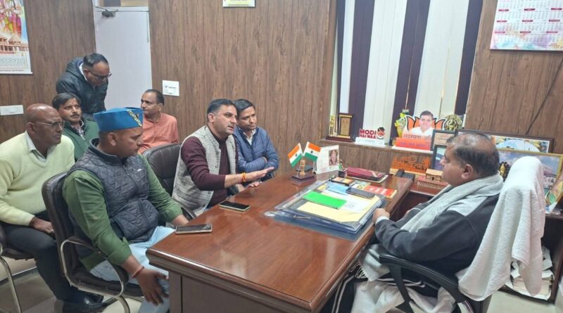 भाजपा अध्यक्ष से मिला उपनल संविदा कर्मचारी प्रतिनिधिमंडल, भट्ट ने दिया मदद का भरोसा