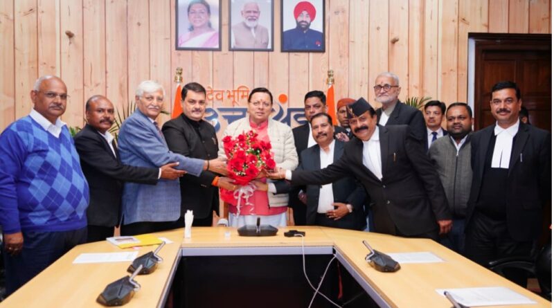 अधिवक्ताओं की मांगों पर सीएम धामी का आश्वासन