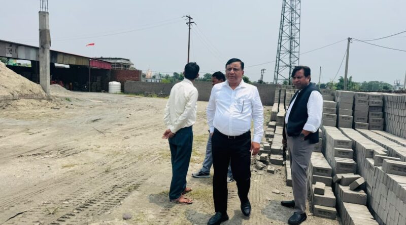 अवैध निर्माणकर्ताओं पर शिकंजा कसने मैदान में उतरे एमडीडीए उपाध्यक्ष बंशीधर तिवारी